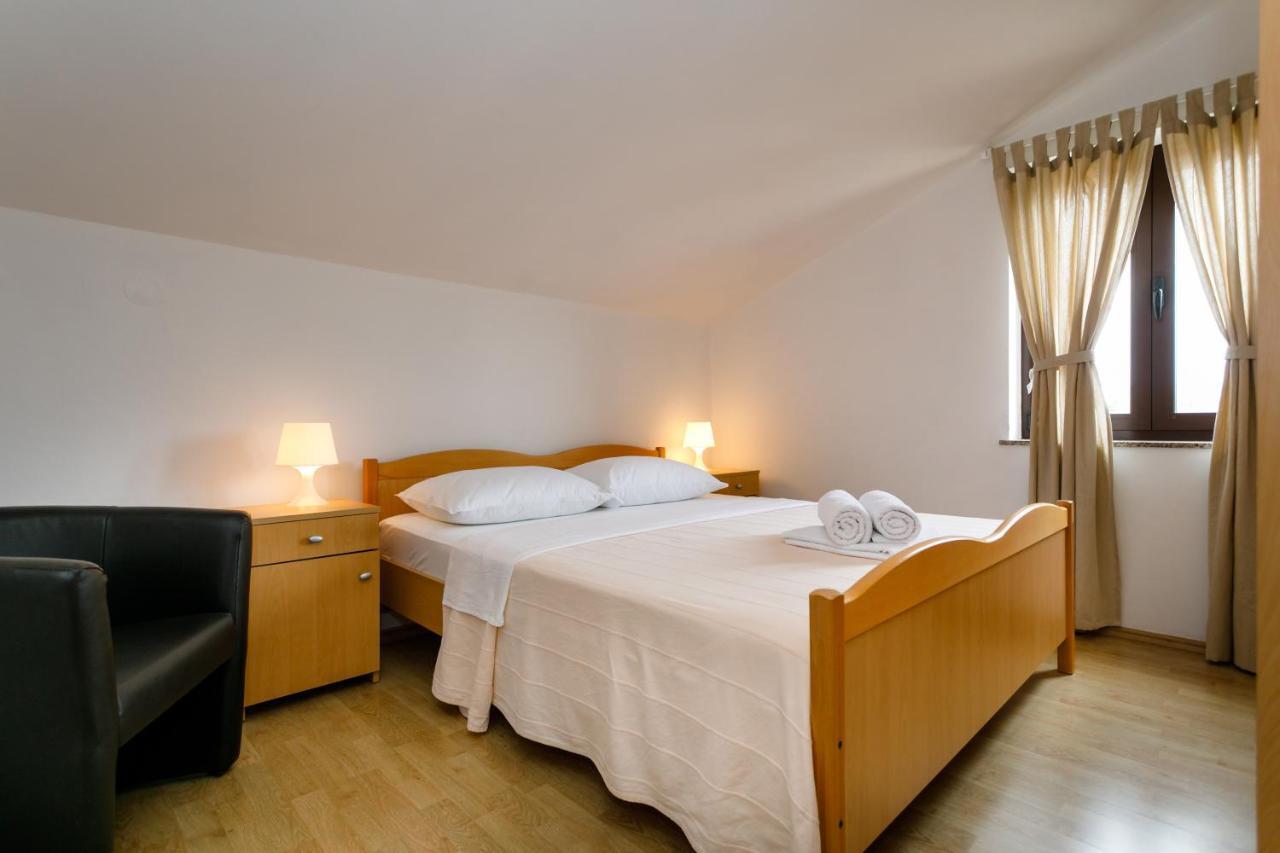 Apartman Sintic Krk Town Εξωτερικό φωτογραφία